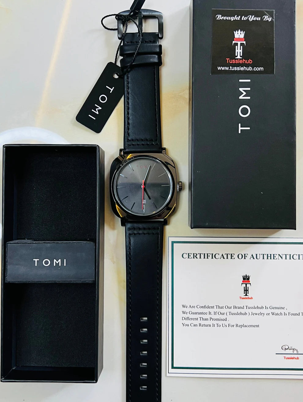 TOMI T-084 Men's Watch Quartz Date Leather Straps
